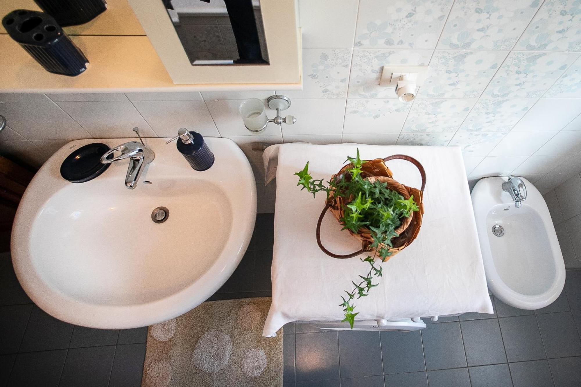 Monte Camicia - Cozy Home In City Center-Spacious-Free Parking 라킬라 외부 사진